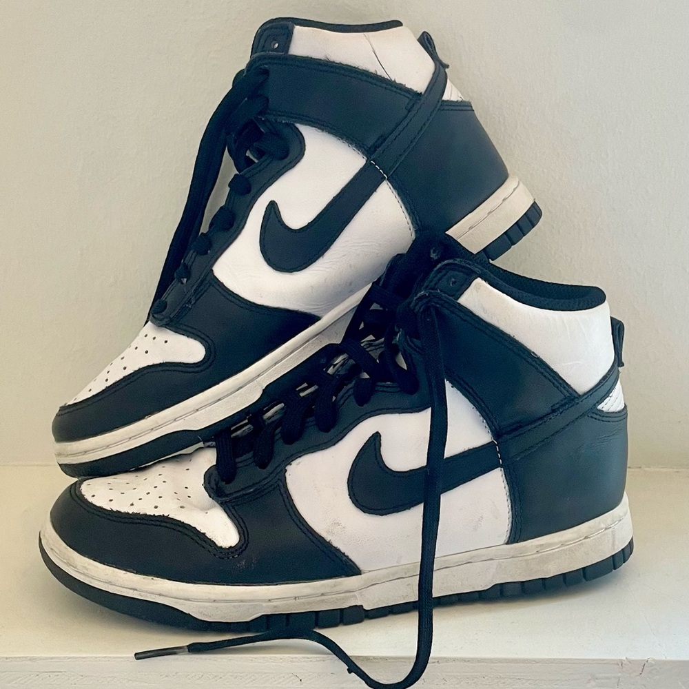 Nike Panda High-Tops in Black & White